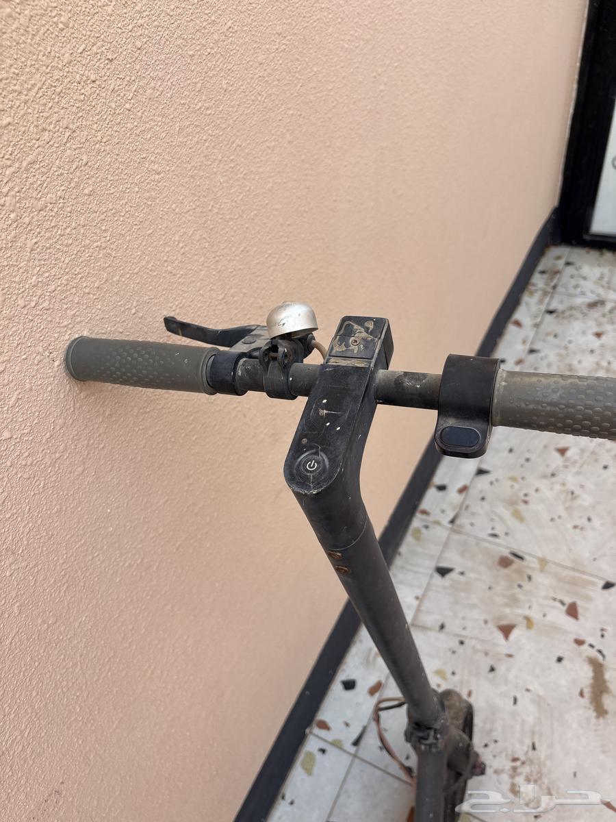 Smart scooter for sale, price negotiable64575987495555111
