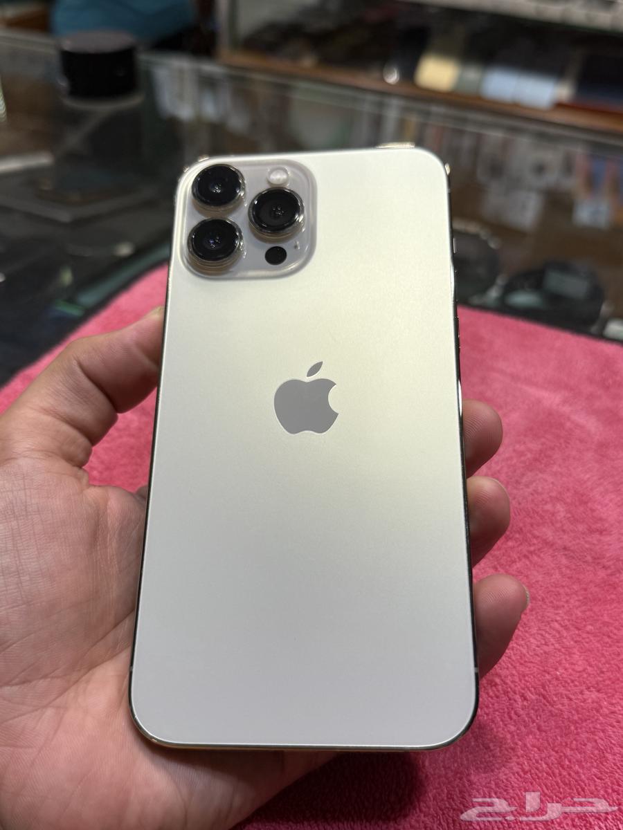 آيفون 13 برو ماكس 128 قيقاء بطارية 87 نضيف جدا64578243165442110