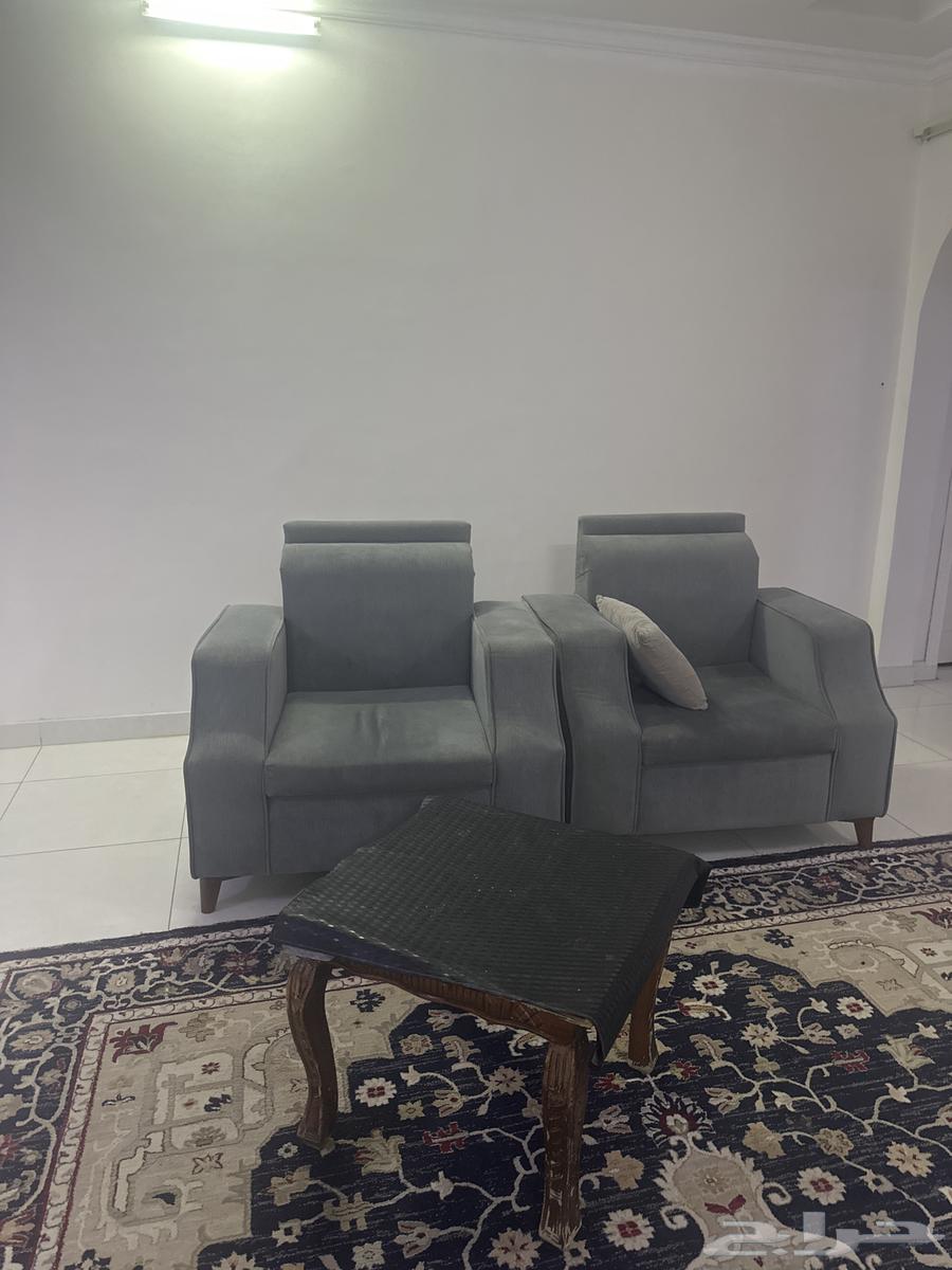 Sofa64579650561666112