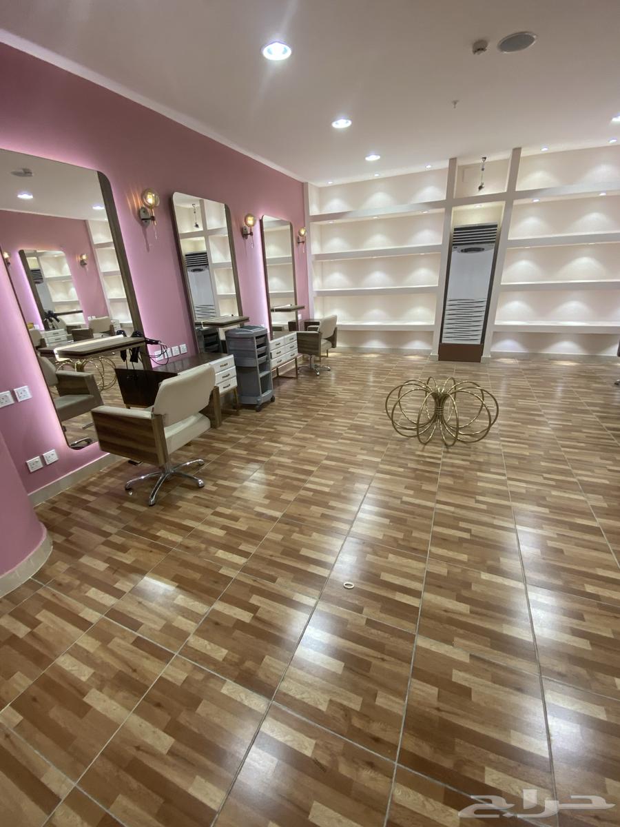 Fitness equipment and complete cafe machines, very easy to use64573978076801112