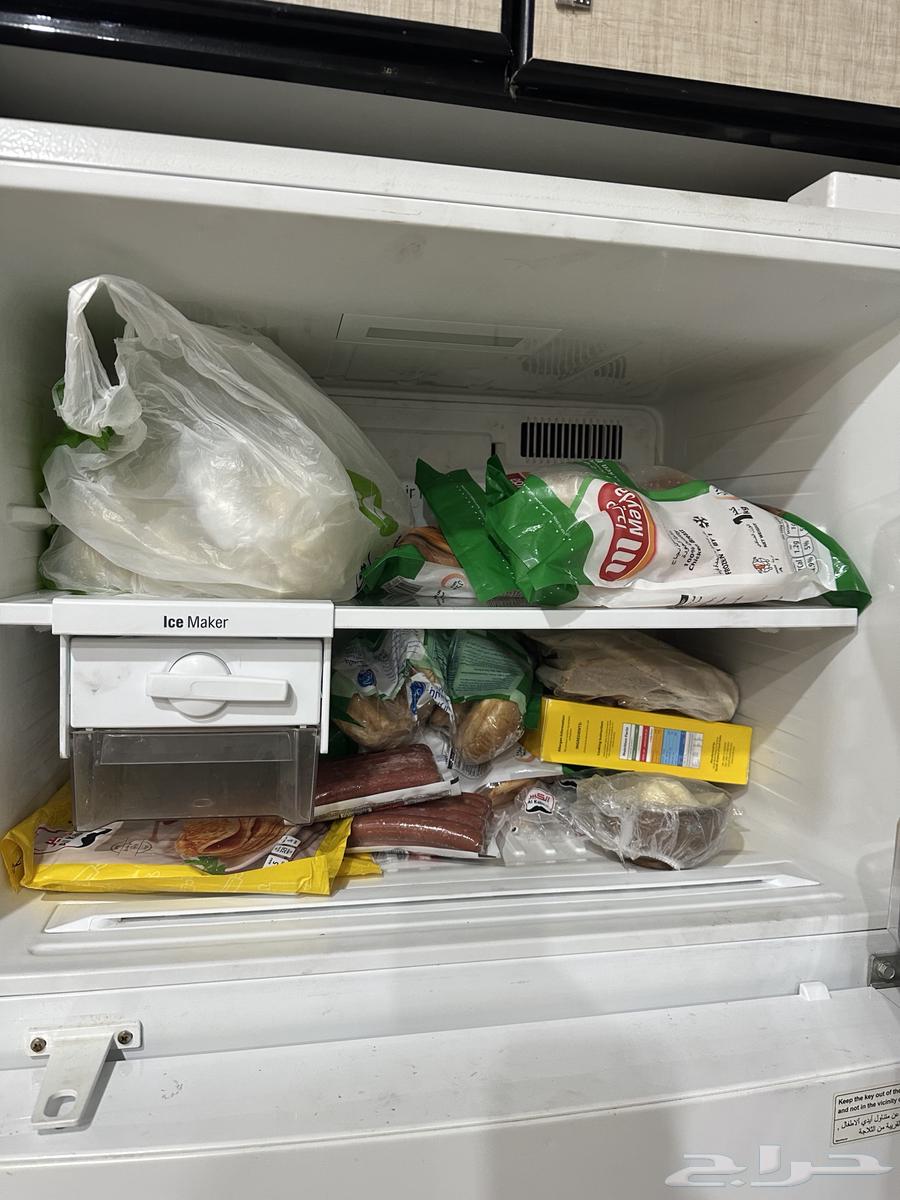 ثلاجة من شركة الجي 18 قدم بحاله جيدجدا64576228115714111