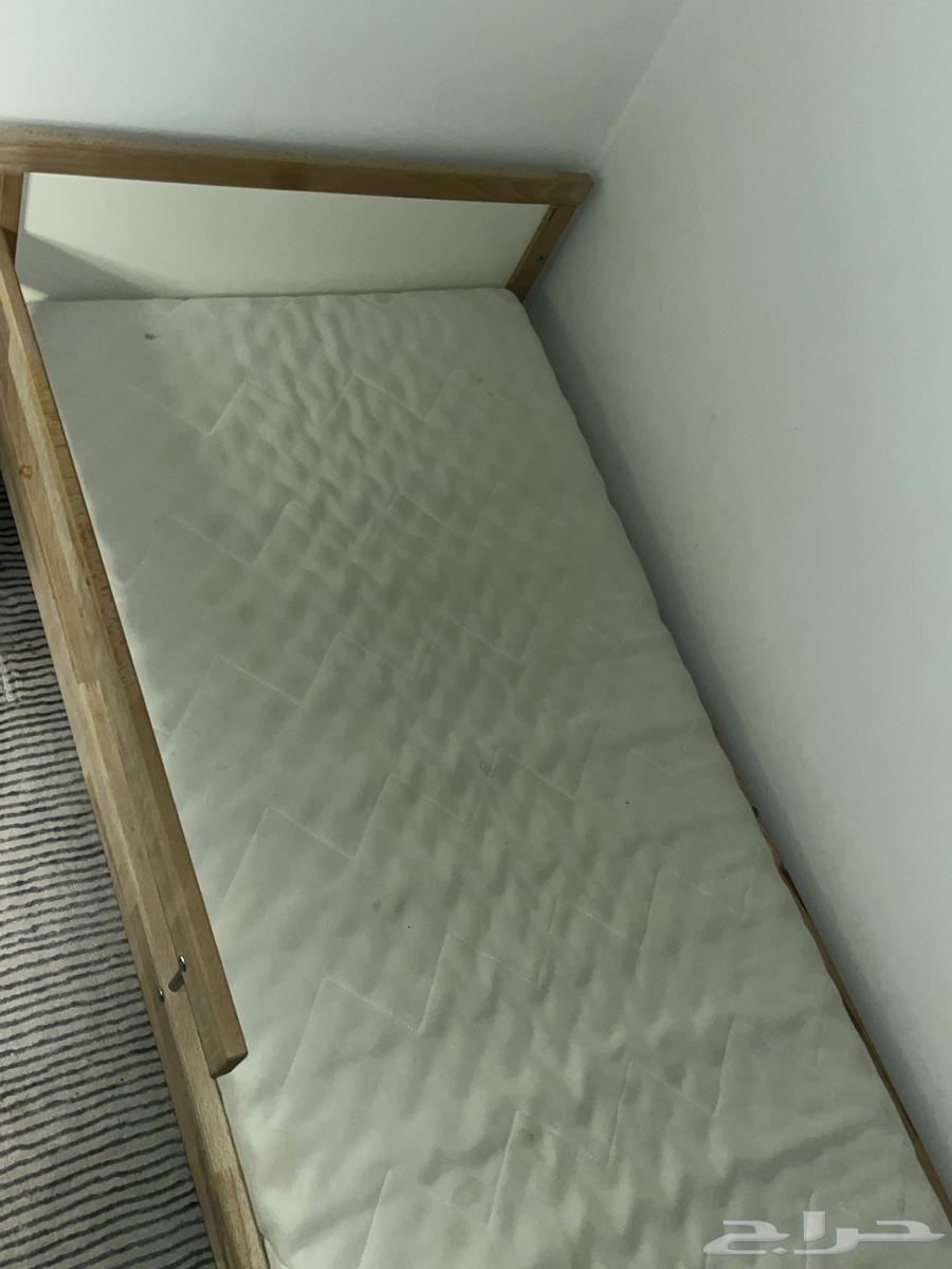 سرير من ايكيا نضيف وجديد اطفال64577501518979113