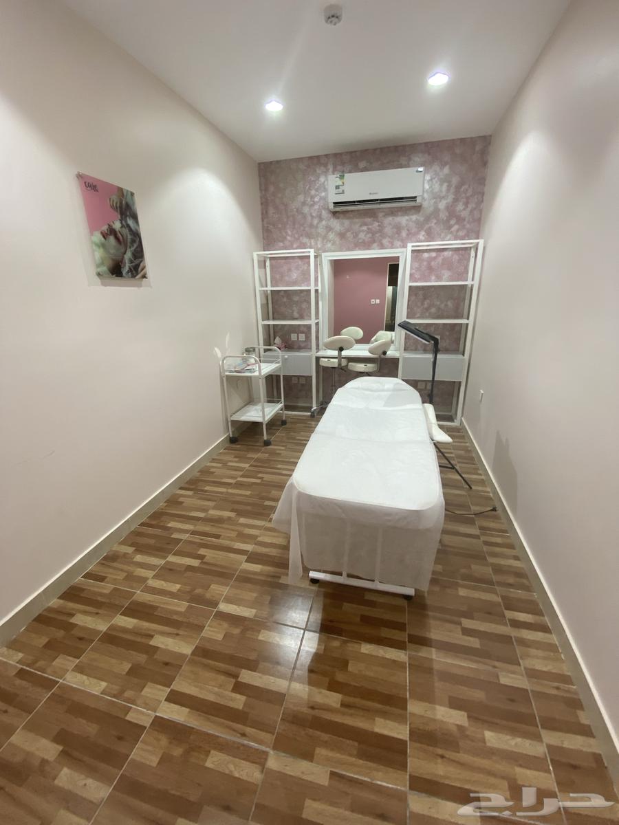 Fitness equipment and complete cafe machines, very easy to use64573978076801114