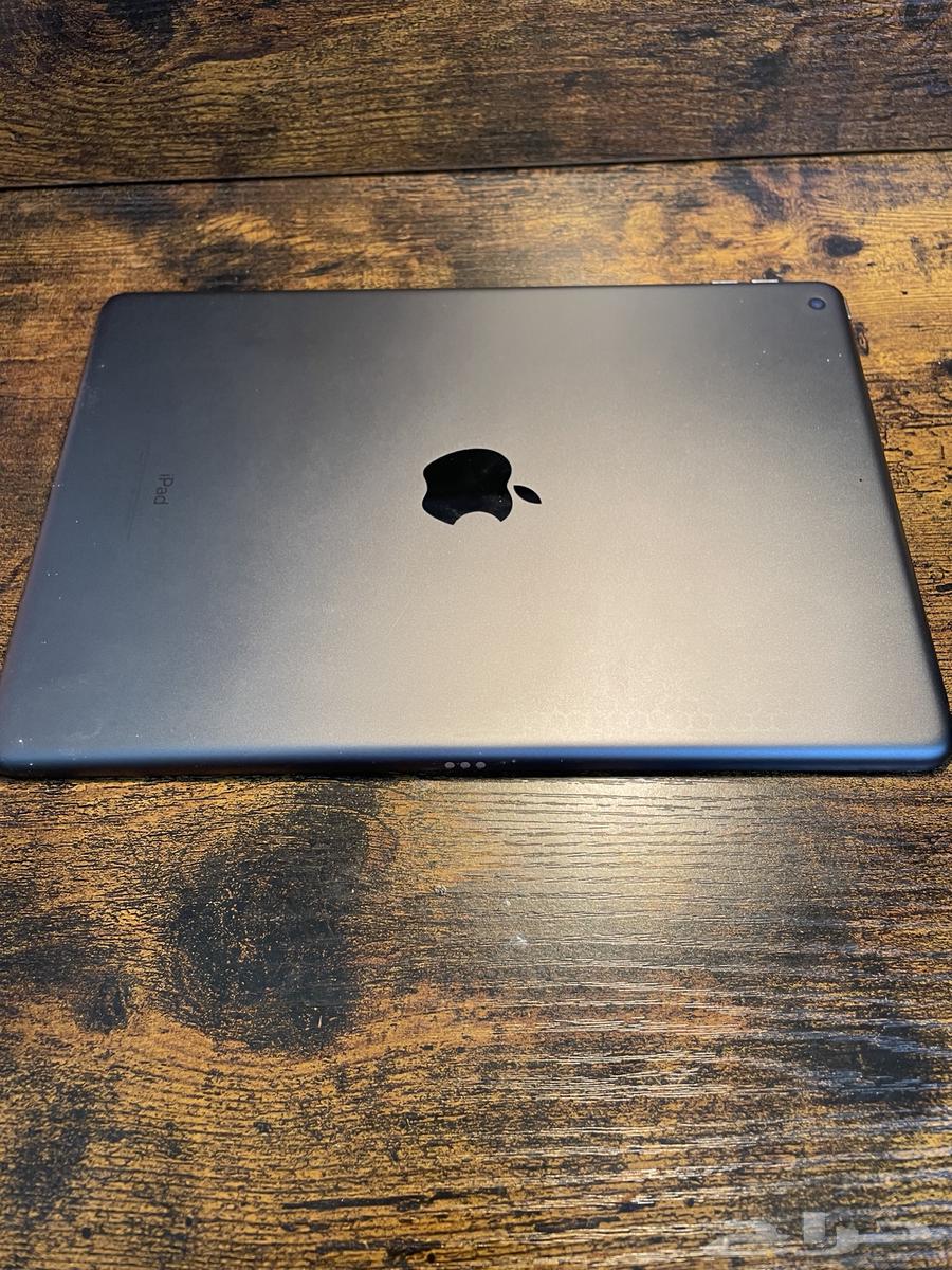 9th generation iPad in excellent condition64576604277377111