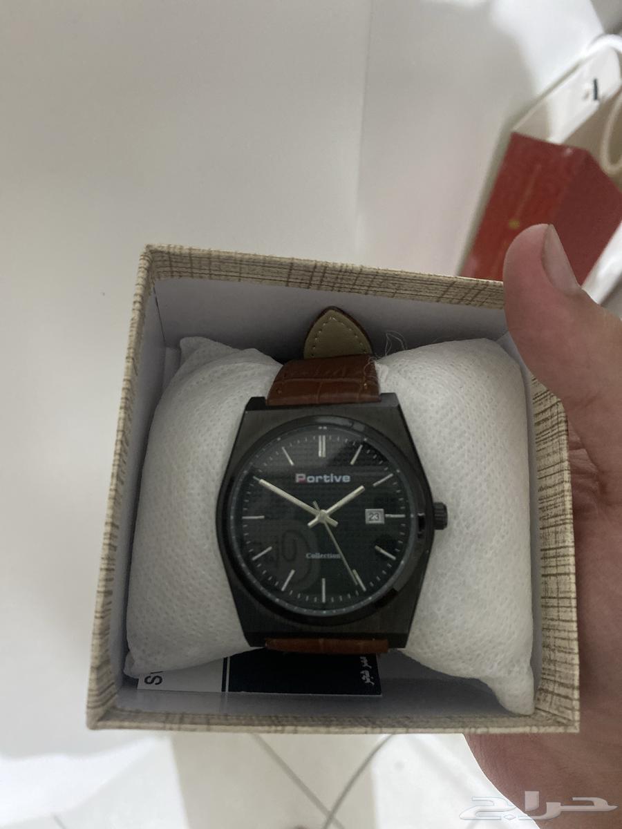 للبيع الساعة على السوم64575140519427110