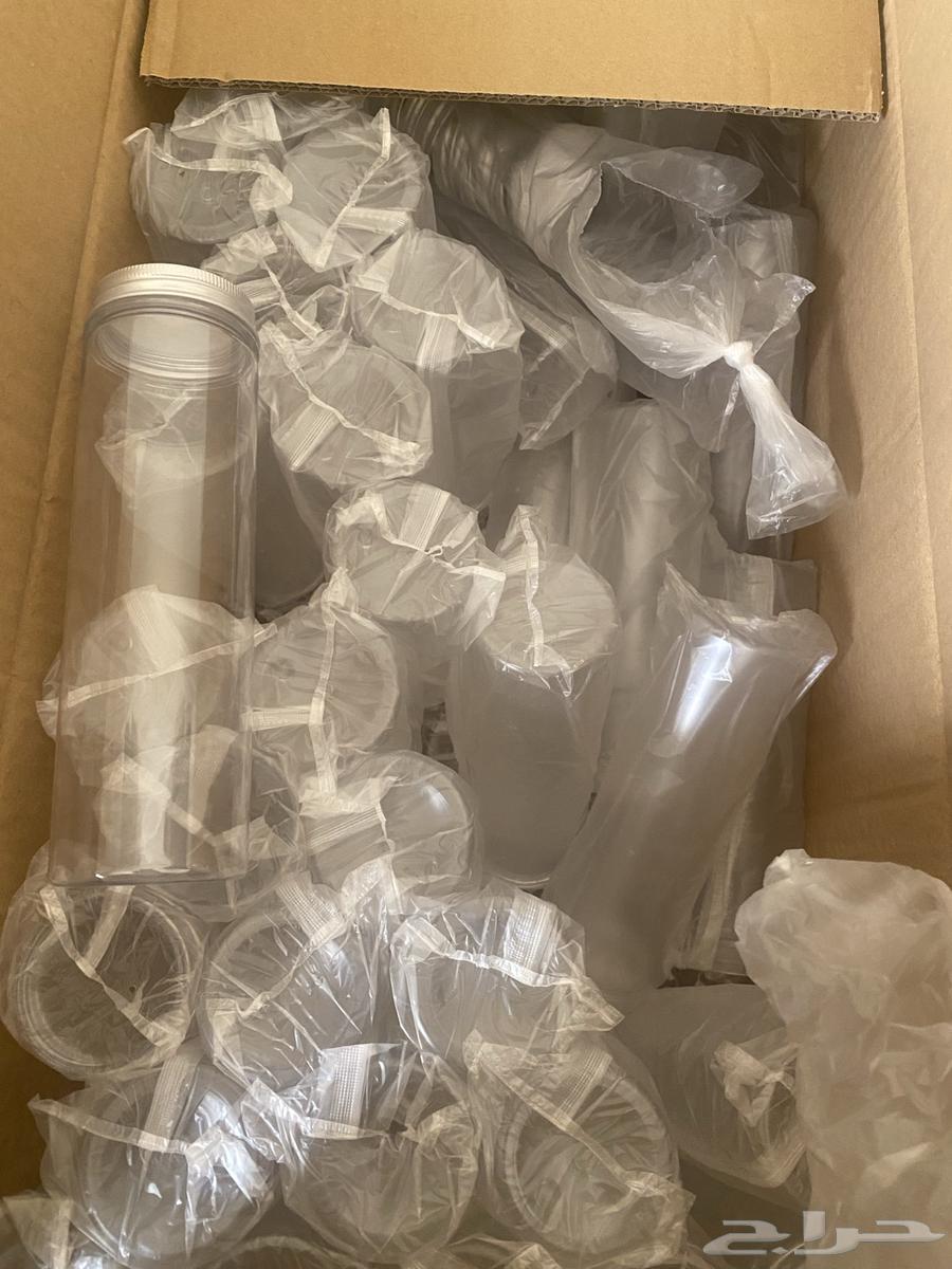 للبيع مجموعة اكواب بلاستيك وغيرها  ..64575098715777113