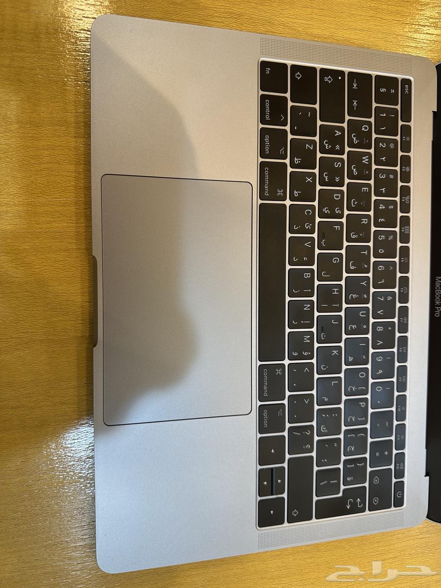 للبيع ماك بوك برو 13 انش 201764574635503874113