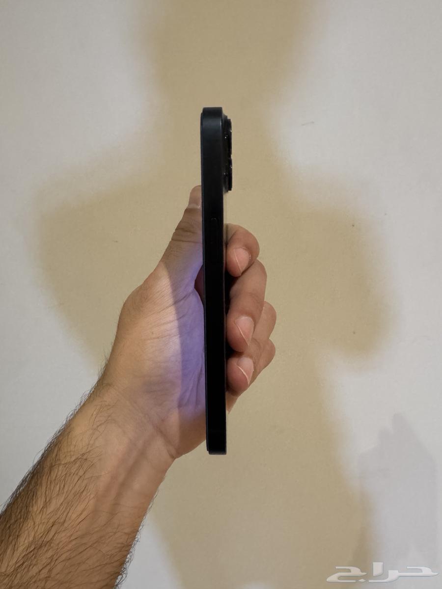 iPhone 14 in excellent condition64575321953922111