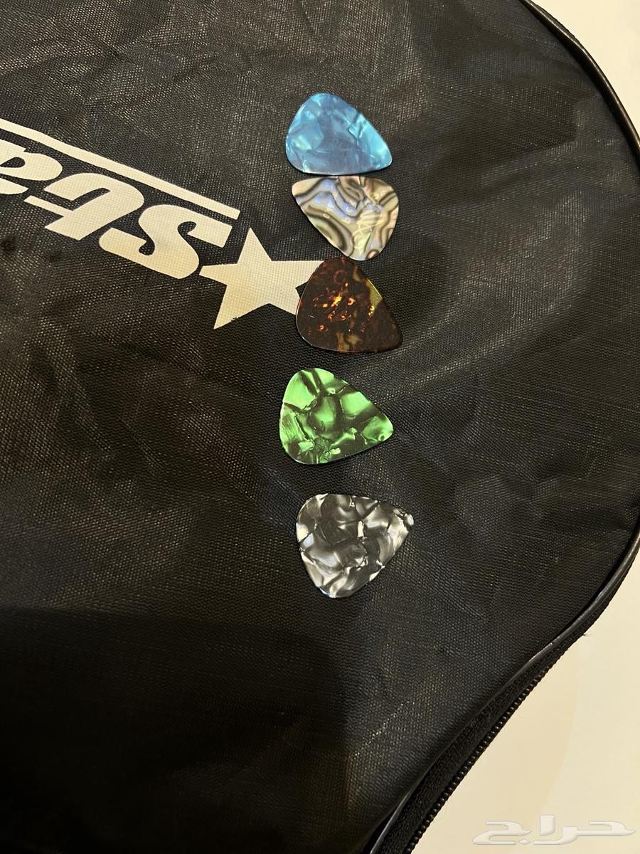 قيتار جديد C40 للبيع ب 500رس64571547440899114