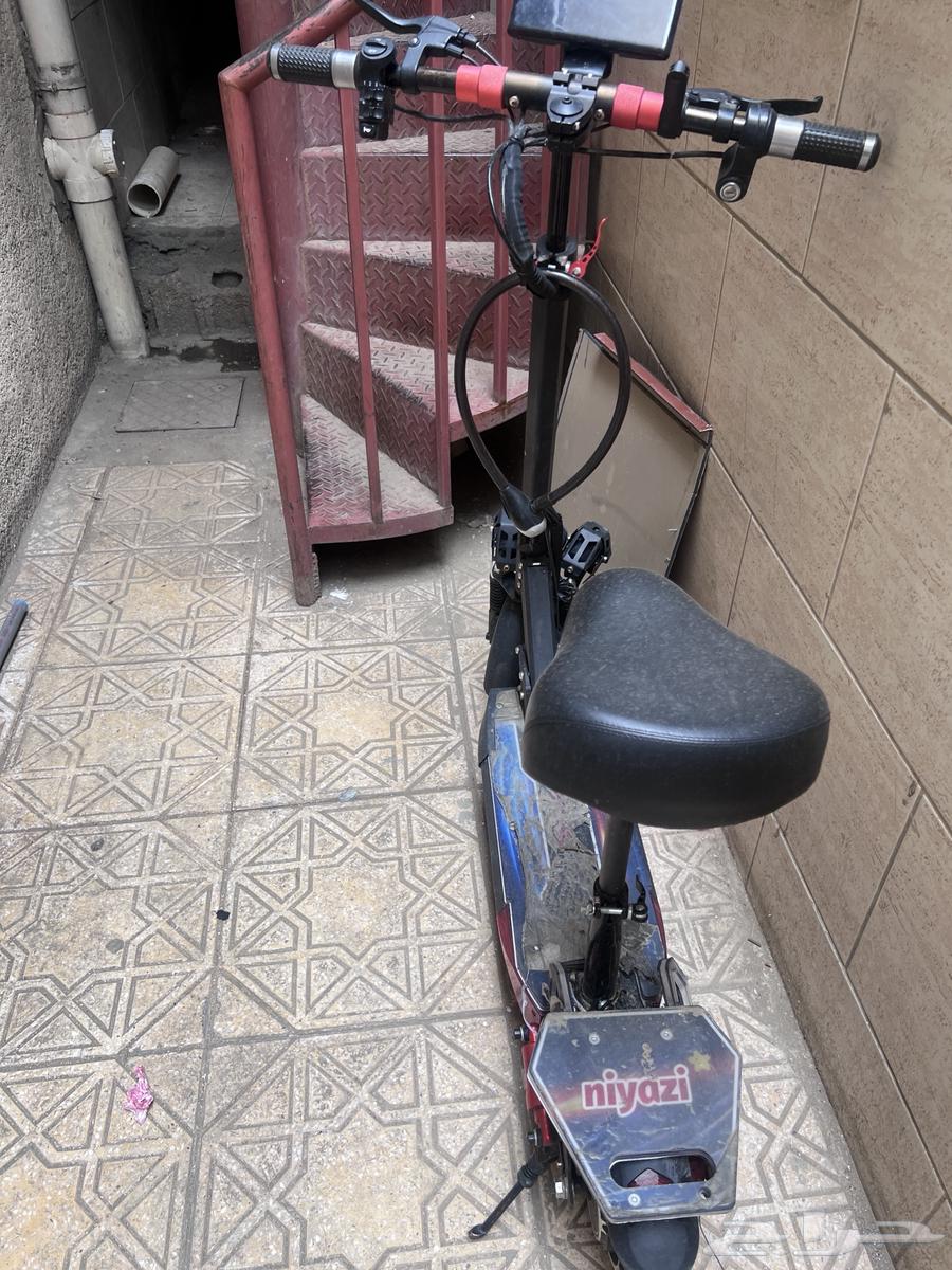 Scooter64575559580035111