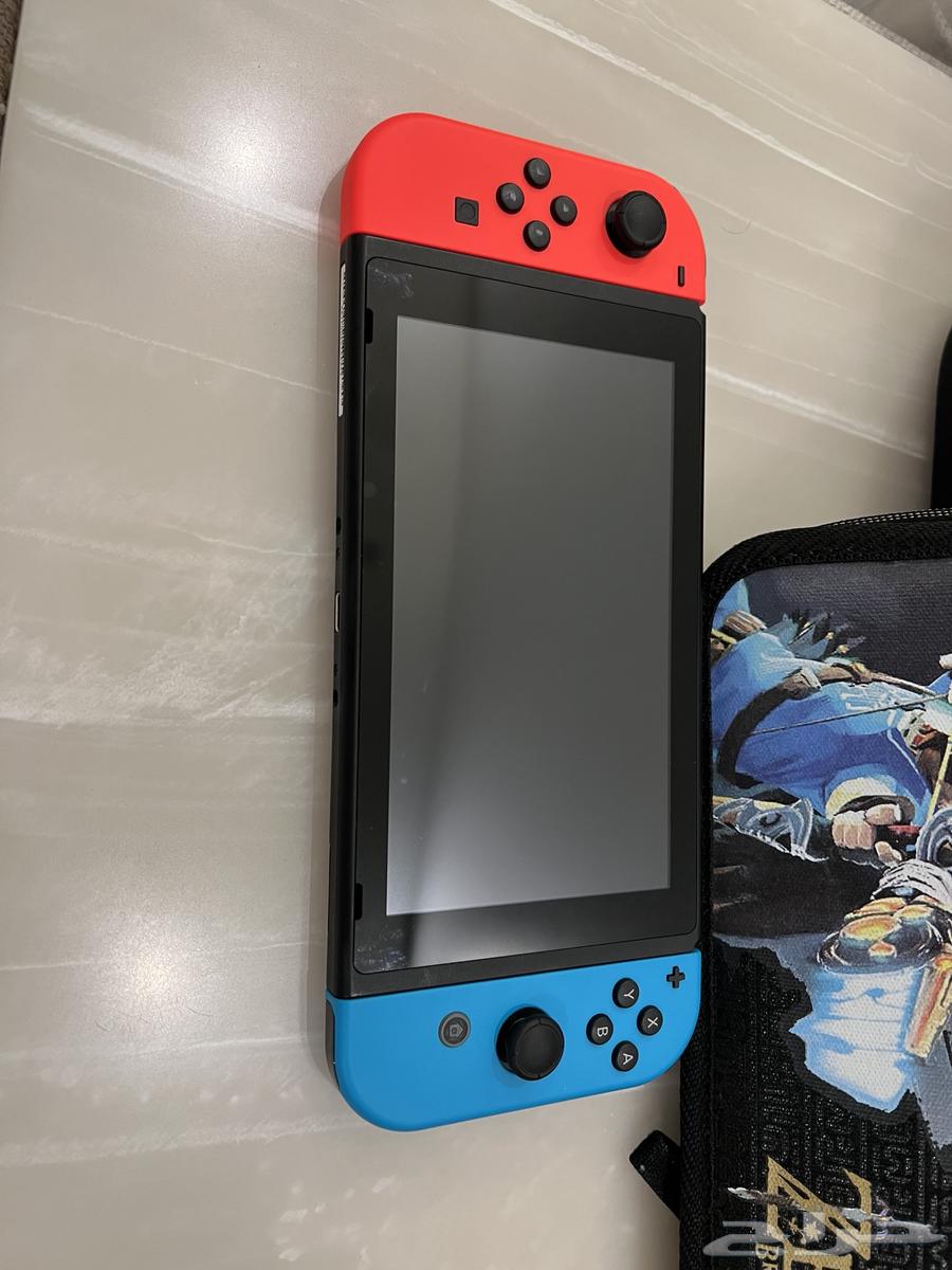 For sale Nintendo Switch first edition in excellent condition, 2017 version64577416124802112