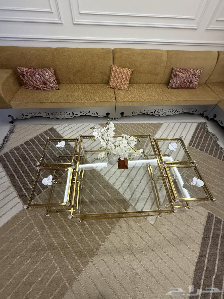 كنب صالة 6 قطع مع الطاولات و الستارة64579019307778113