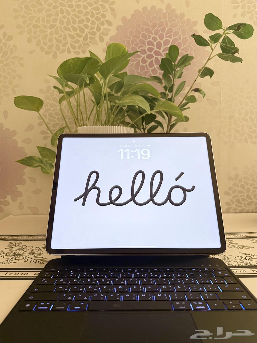 ايباد برو 12.9 معالج M2 الجيل 6 (تم البيع)64562937142018110