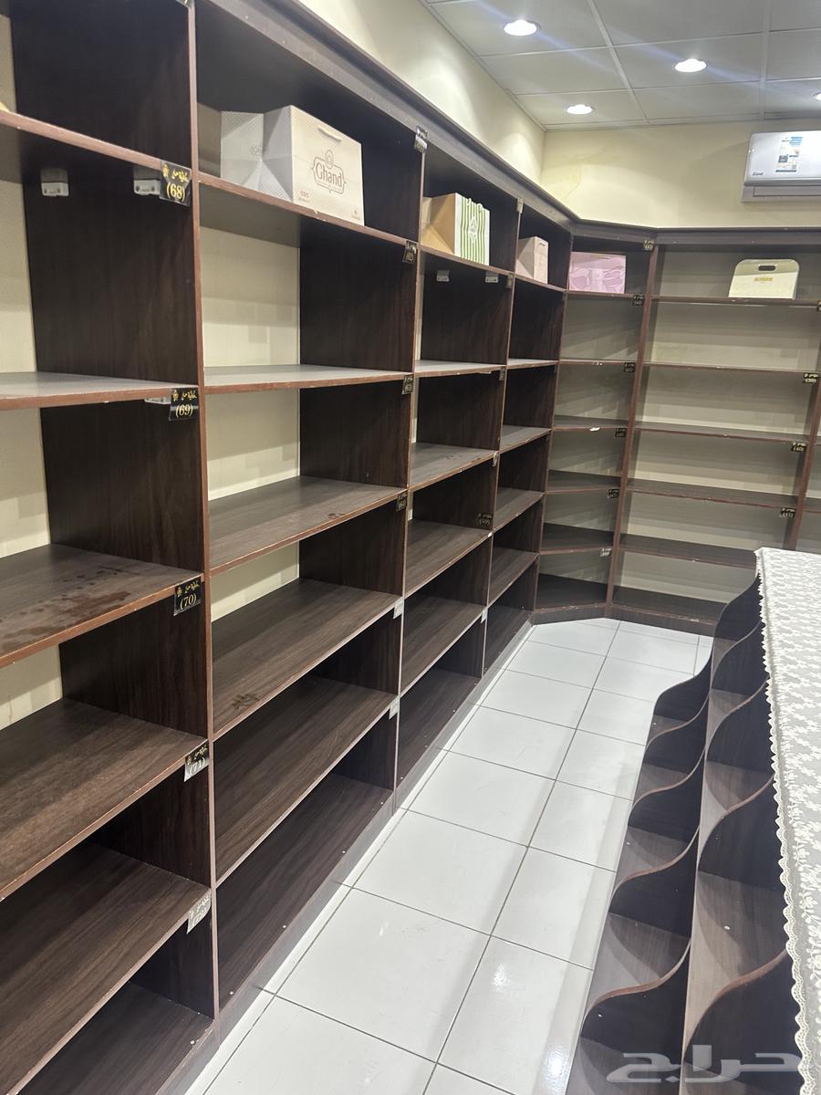 للبيع ديكور نظيف جدا خشب مقنو64577978724865114