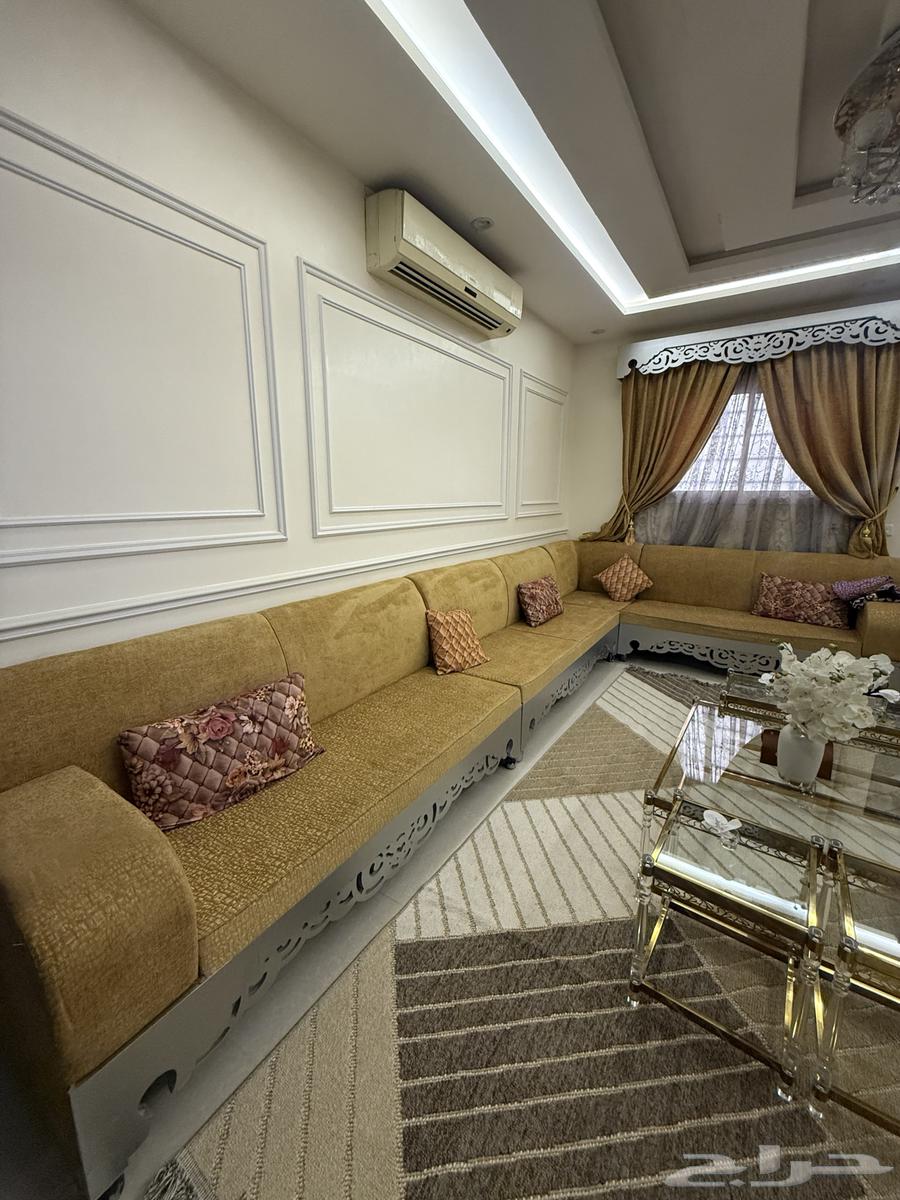 كنب صالة 6 قطع مع الطاولات و الستارة64579019307778112