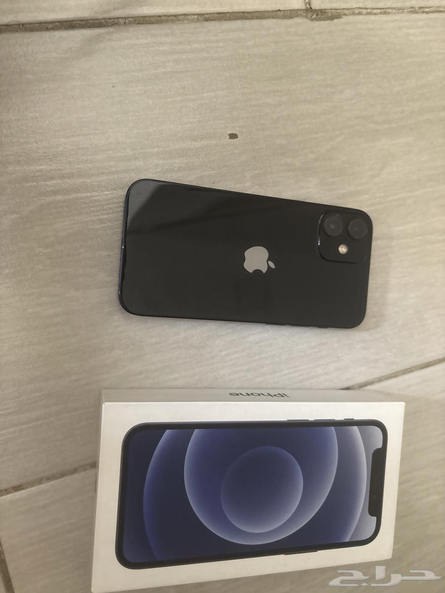 جوال iPhone 12 Mini. بي 1900 بس الكاميرا الخلفية خربانة64574256811265111
