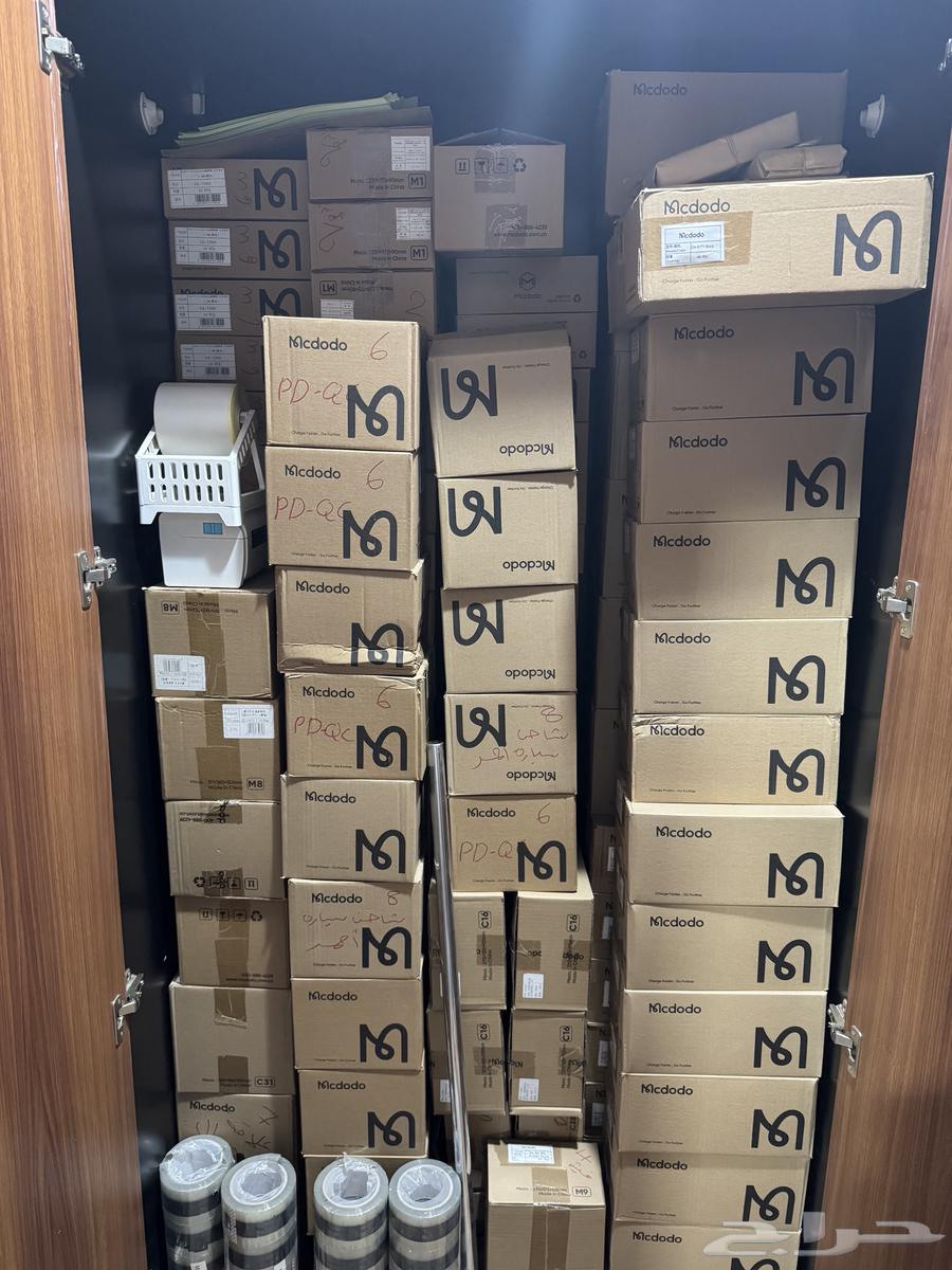 للبيع شواحن و اسلاك للايفون و الاندرويد جمله كامله64578786768131110