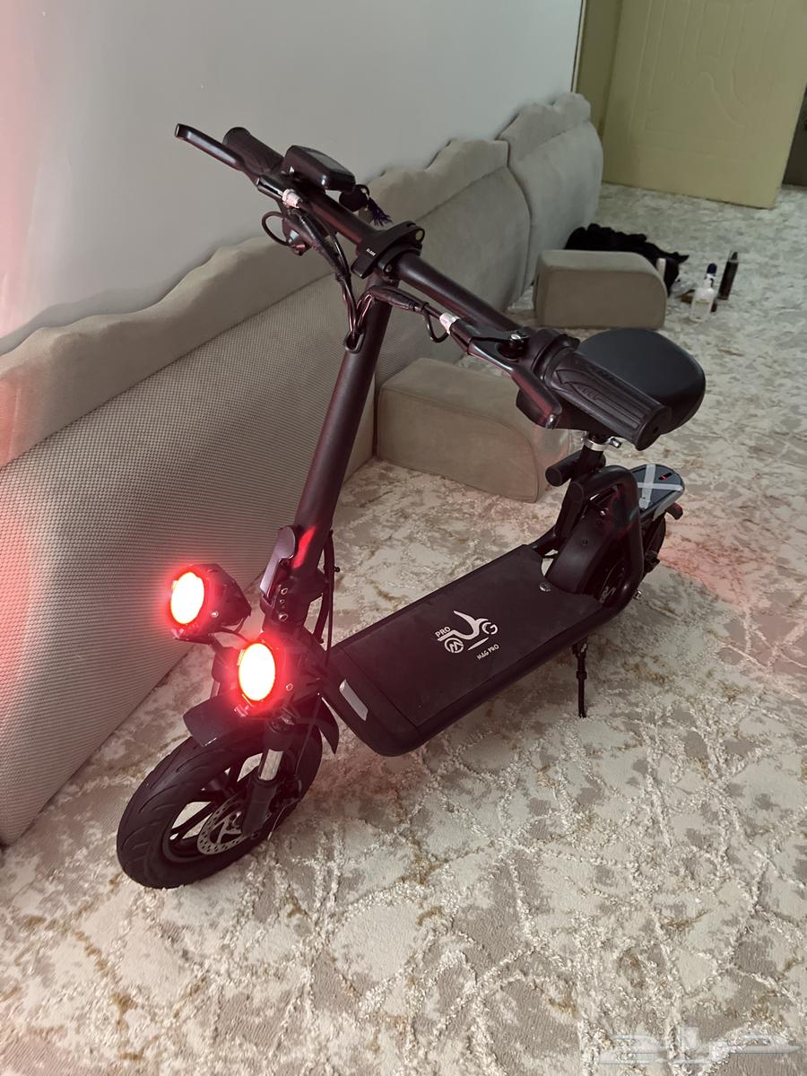 سكوتر ابو سله سرعه 65 نظيف ومامشى إلا 150 كيلو64571547511553111