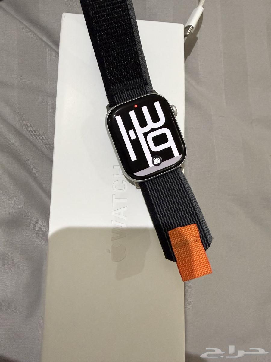 ساعة ابل سيريس 10 مقاس 46 شبه جديدة للبيع64579308190081111