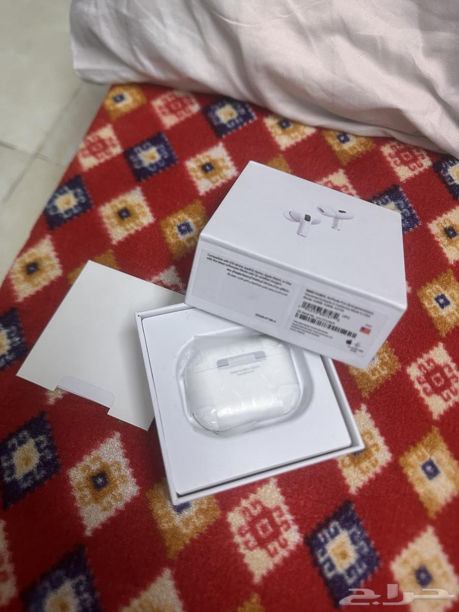 سماعة ايفون جديدة64573894670849113