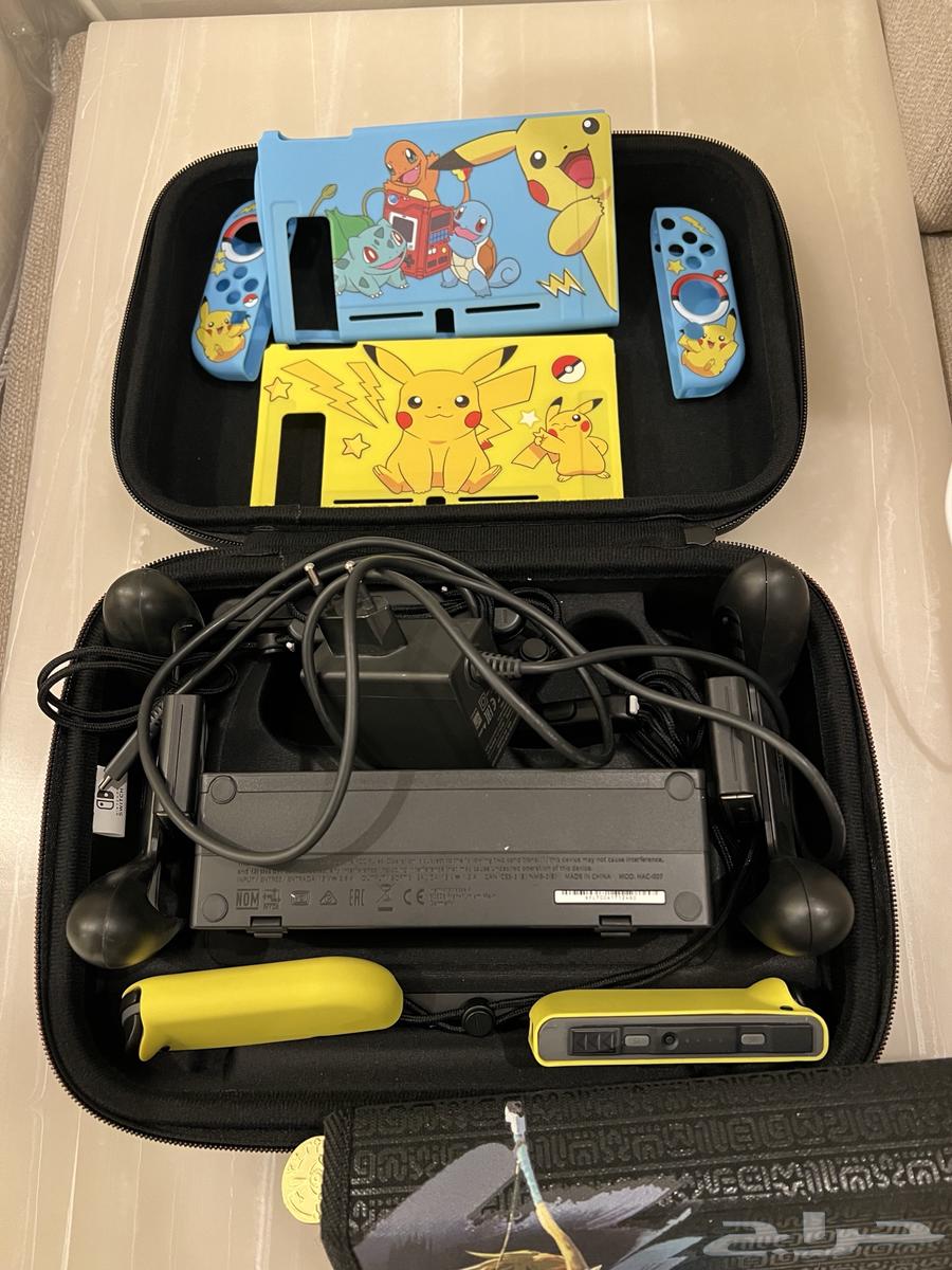 For sale Nintendo Switch first edition in excellent condition, 2017 version64577416124802110