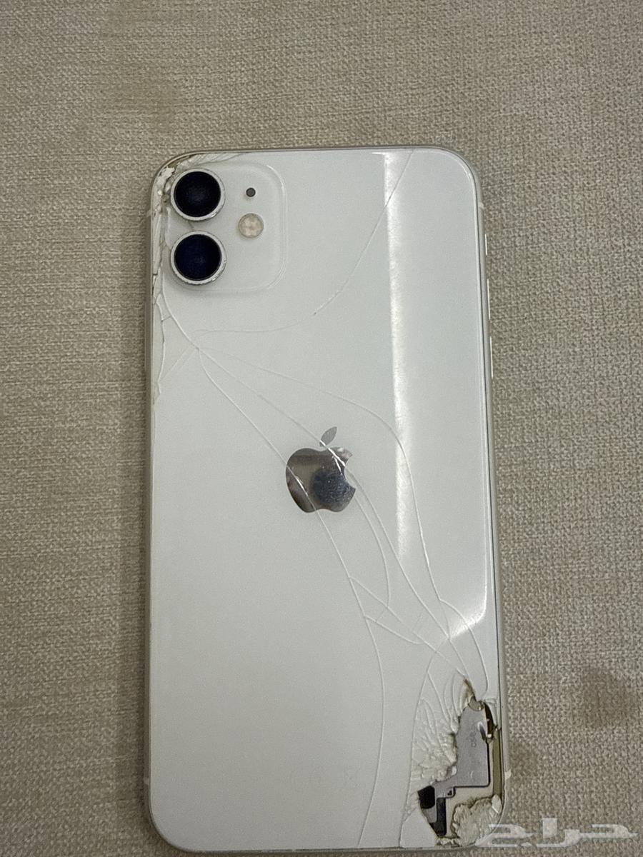 آيفون 11 البيع مستعجللل مره64571881096194110