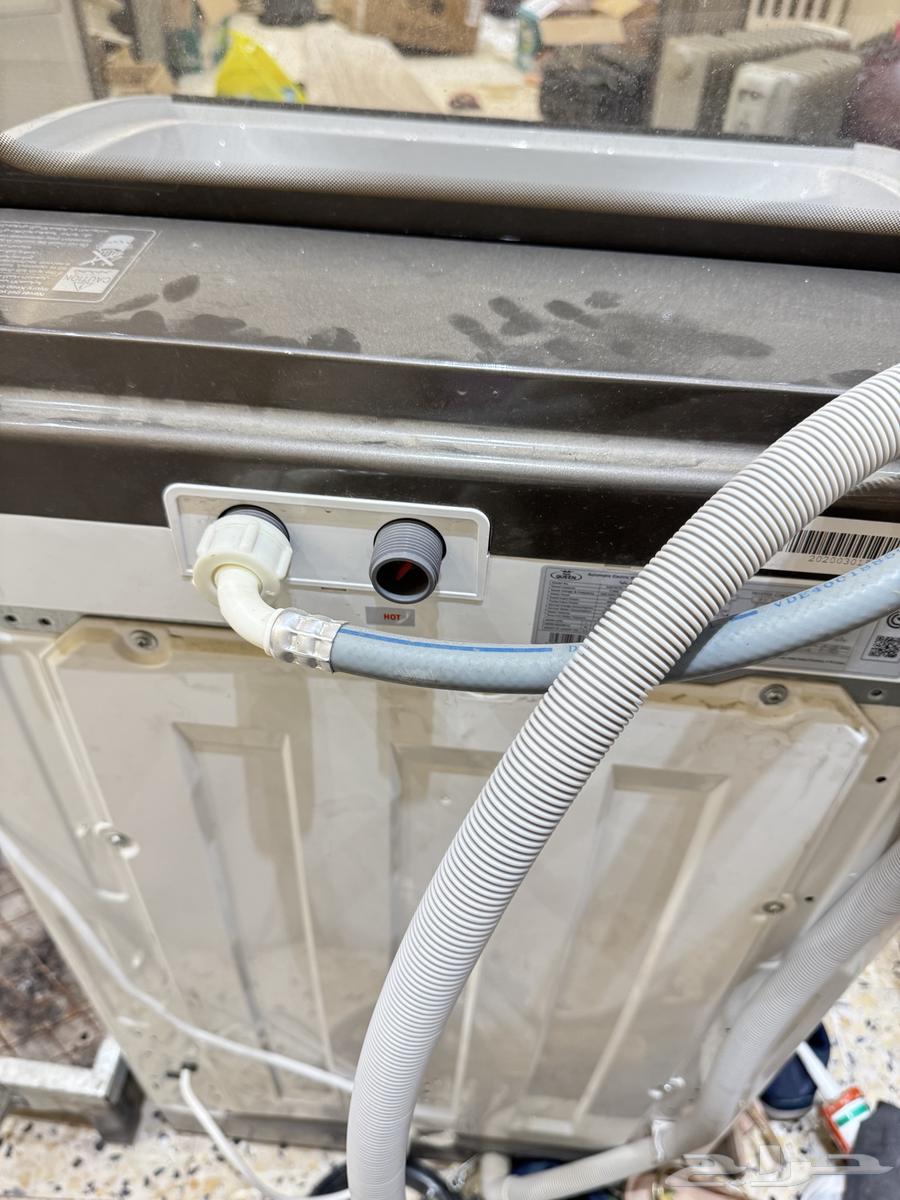 Automatic washing machine64575643371523114