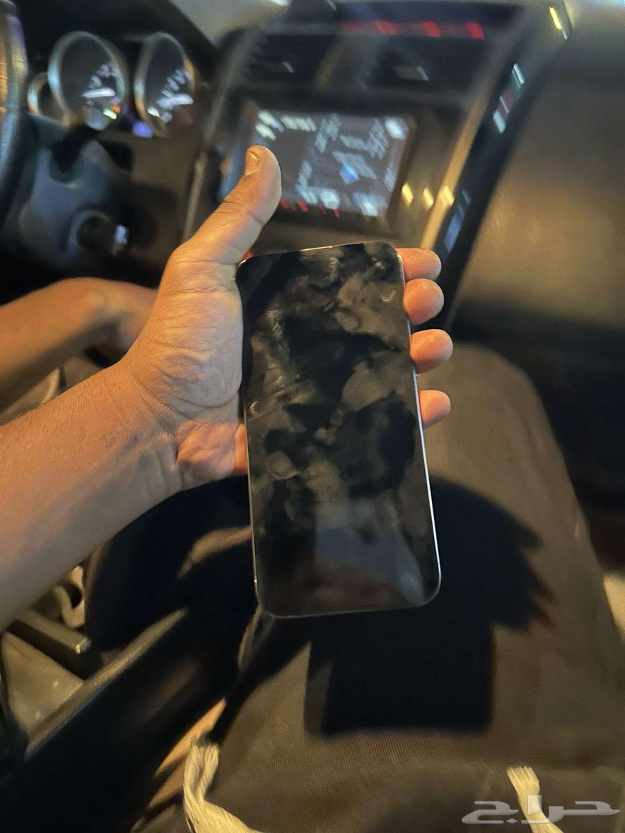 ايفون 15 برو ماكس64574915864578112