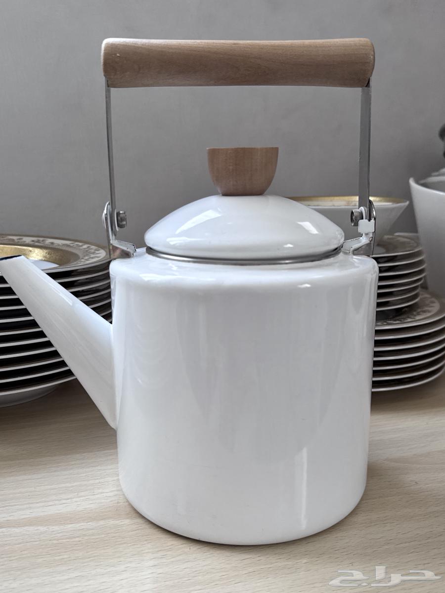 للبيع إبريق شاي TONRA بسعة 81.1 أونصة - بحالة ممتازة64575629465218110