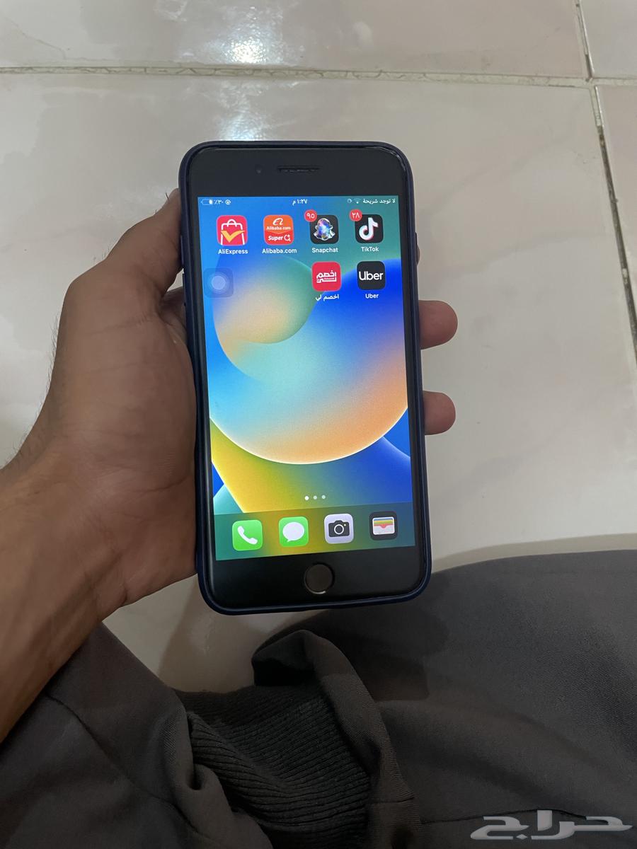 للبيع iPhone 8 بلاس64577712797569112