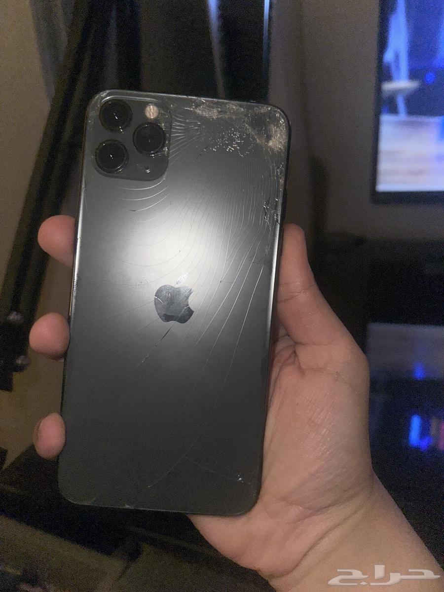 السلام عليكم عندي جوالين 11 برو في صوره وثاني 14 برو للبيع64572803428994110