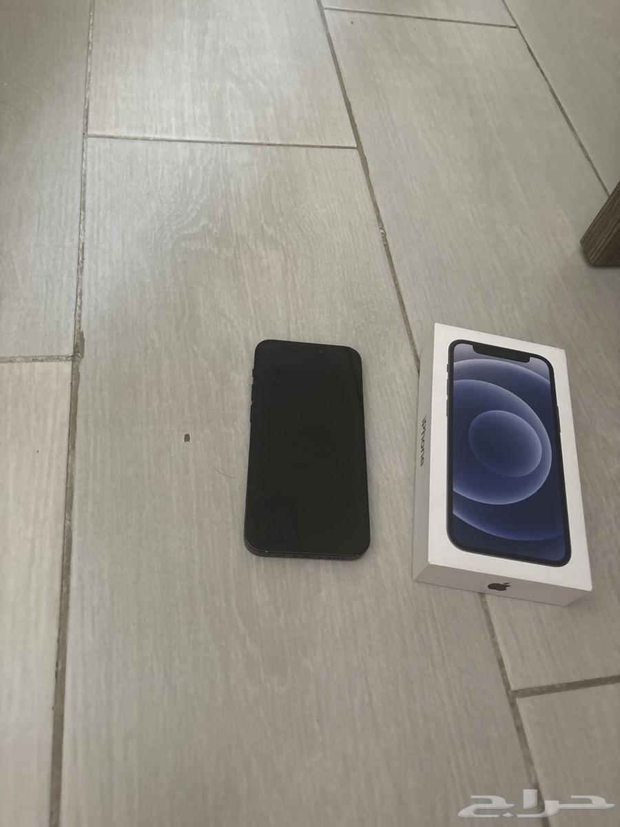 جوال iPhone 12 Mini. بي 1900 بس الكاميرا الخلفية خربانة64574256811265110