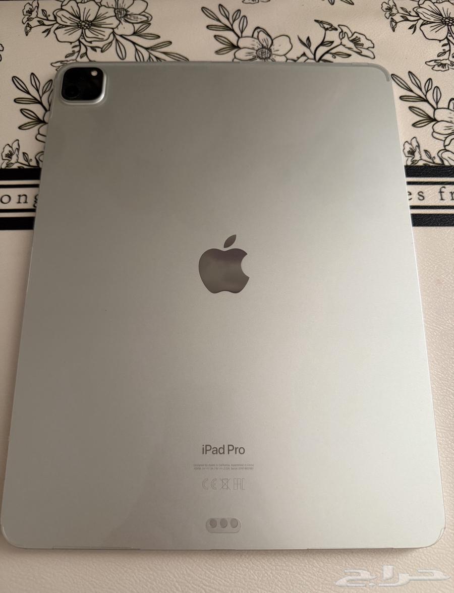ايباد برو 12.9 معالج M2 الجيل 6 (تم البيع)64562937142018112
