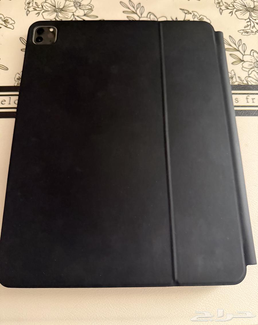 ايباد برو 12.9 معالج M2 الجيل 6 (تم البيع)64562937142018111
