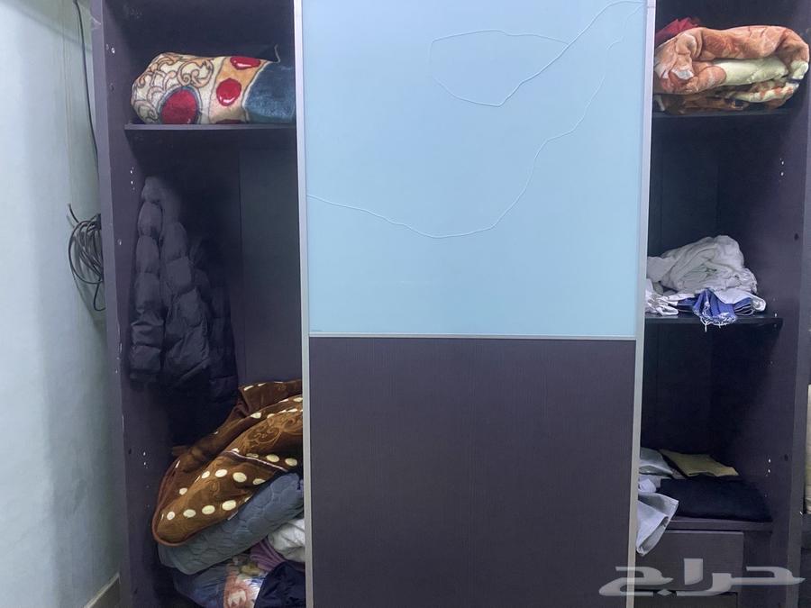 دولاب وتسريحه للبيع64575265582594110