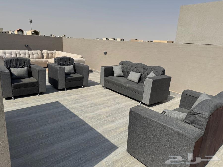 Sofa to be collected64575794591746111