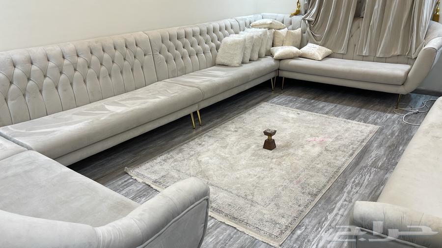 Semi-new sofa furniture, lightly used and in safe condition, clean64555772435458110