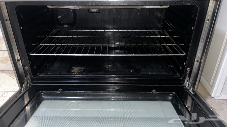 فرن نظيف مايعاني من اي مشكله شغال بالكامل64575767343490112