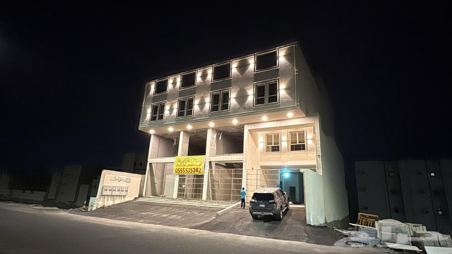 للاستثمار موقع تجاري محلات و صراف ATM64145847616258110
