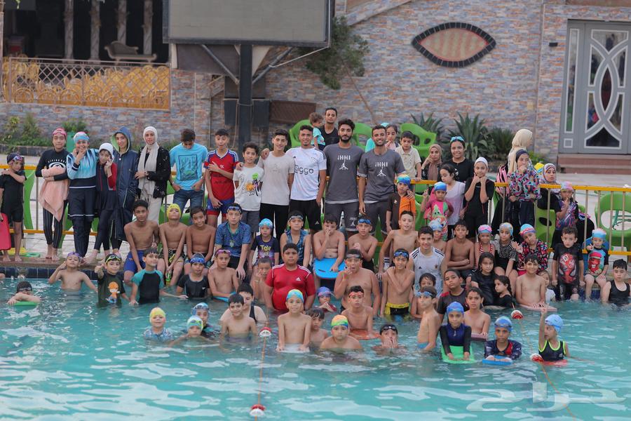 انا معلم ومدرب فرق حره وزعانف ومنقذ سباحه64573404372483112