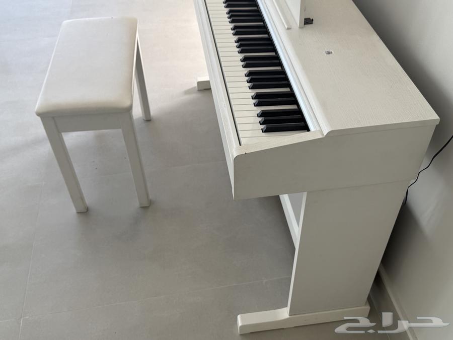 بيانوا ياماها ديجتال بحالة ممتازة للبيع64573291212419110