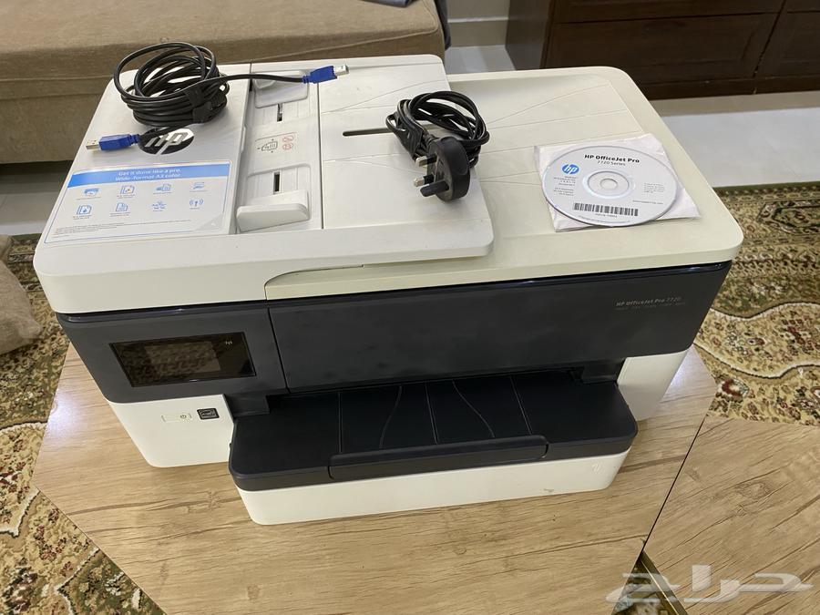 للبيع طابعه كبيره HP مع كامل ملحقاتها64575462210562110