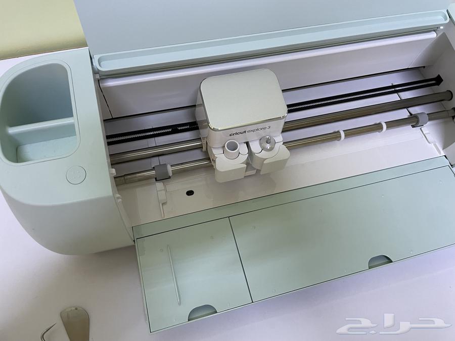 Cricket Explorer 3 device with its tools64572803436289113