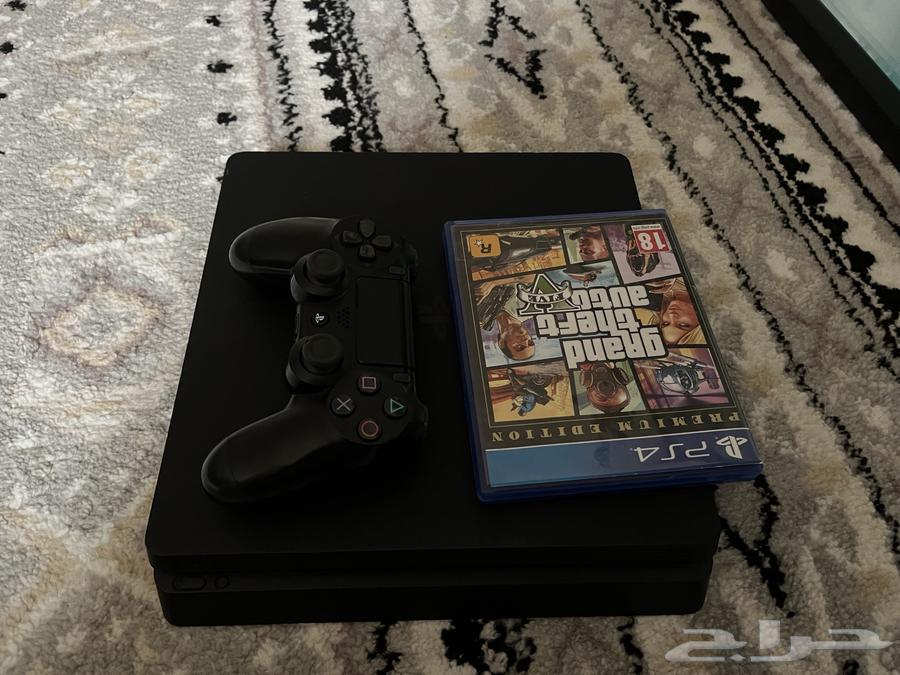 Grand Theft Auto disc with slim Sony 4, clean and fully working, large hard drive 86164574677934083110