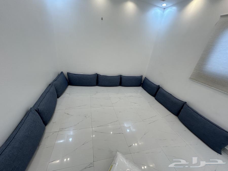 مساند ارضية مخاد64578117171586111