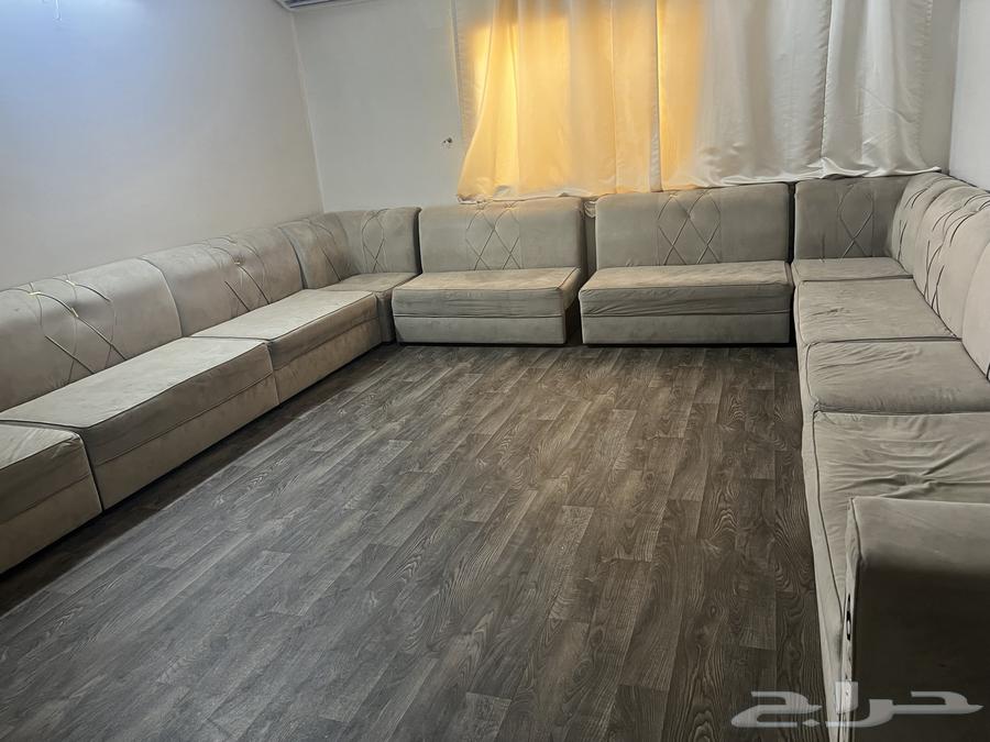 كنب مع استاره طقم ب300غير قابل للتفاوض64572285636099110