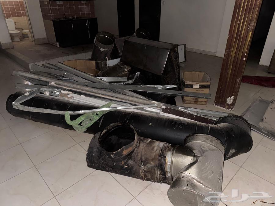 مدخنه مطعم شبه جديده للبيع64575405670401111