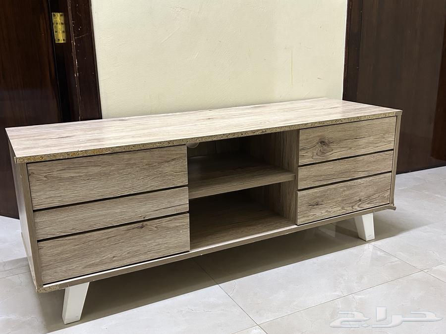 طاولة تلفاز64579184324738110