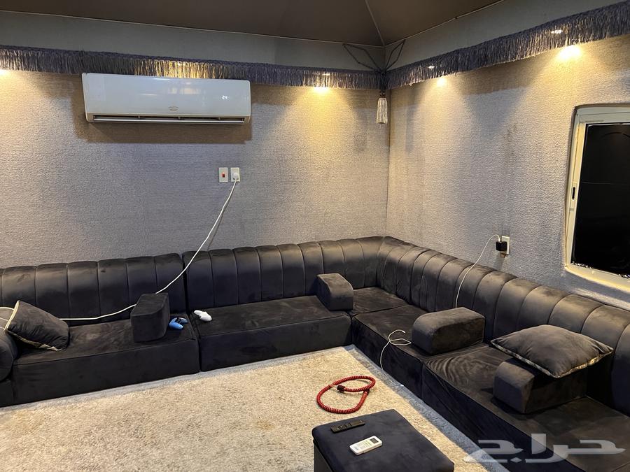 Floor sofa set for sale, 8 pieces with two corners, 4 seats and 4 cushions64578745367298110