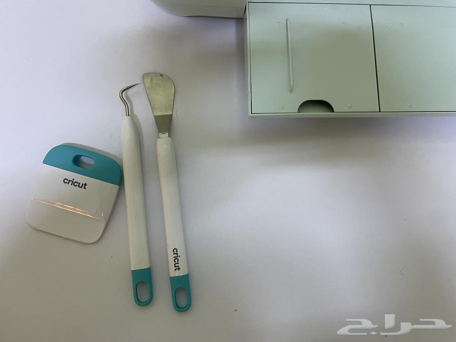 Cricket Explorer 3 device with its tools64572803436289114